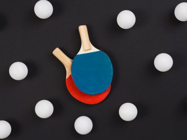 Como escolher uma raquete de ping pong ideal para iniciantes?