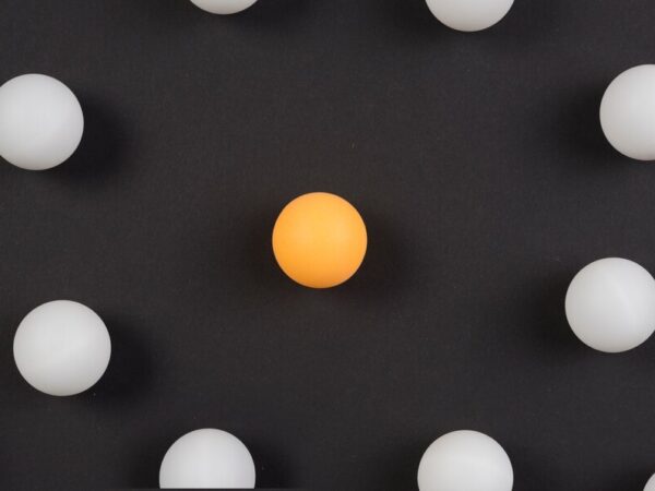 Como a qualidade das bolinhas de ping pong impacta o desempenho do esporte?